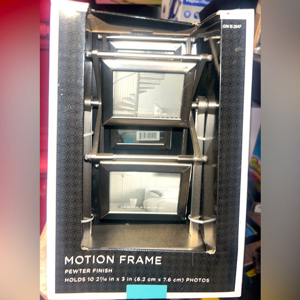 Motion frame NWT